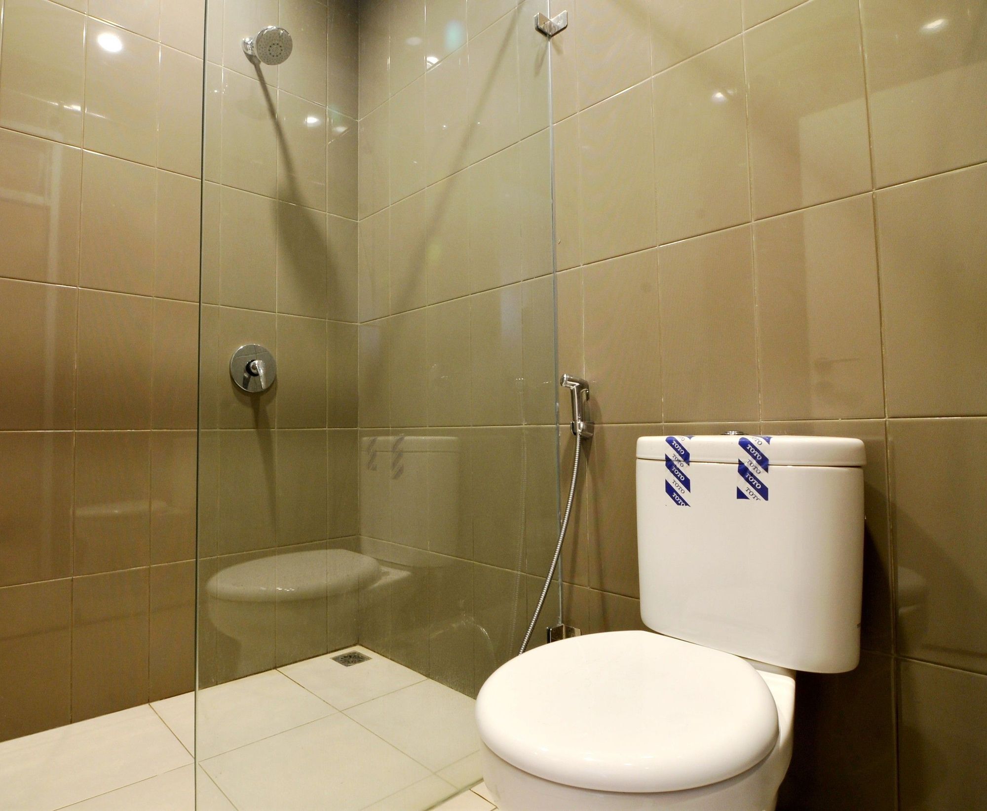 Zen Rooms Kebagusan Raya 21 塞兰达科 外观 照片